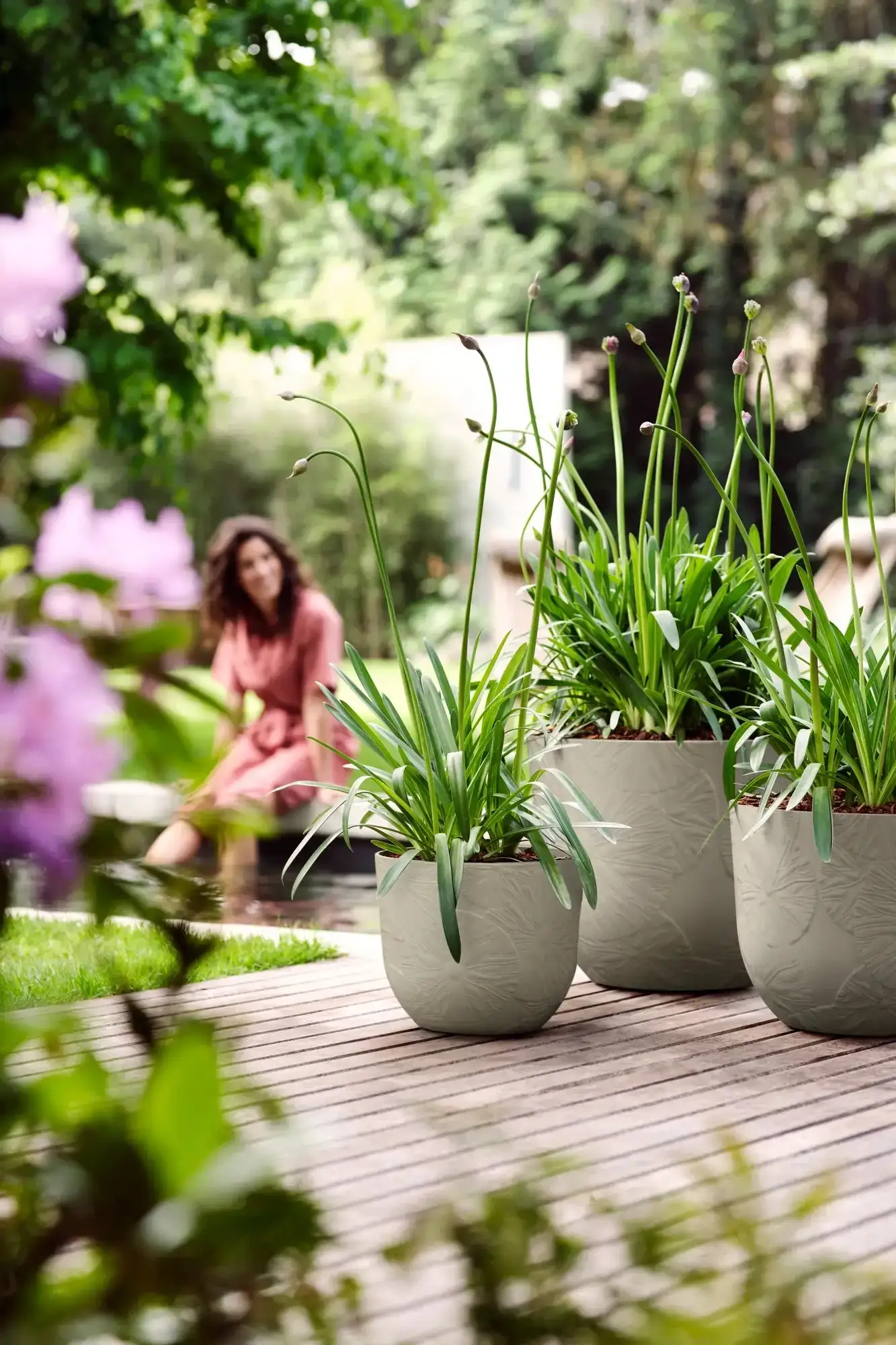 Elho Fuente Lily Round 38Cm (Grey) - Image 8