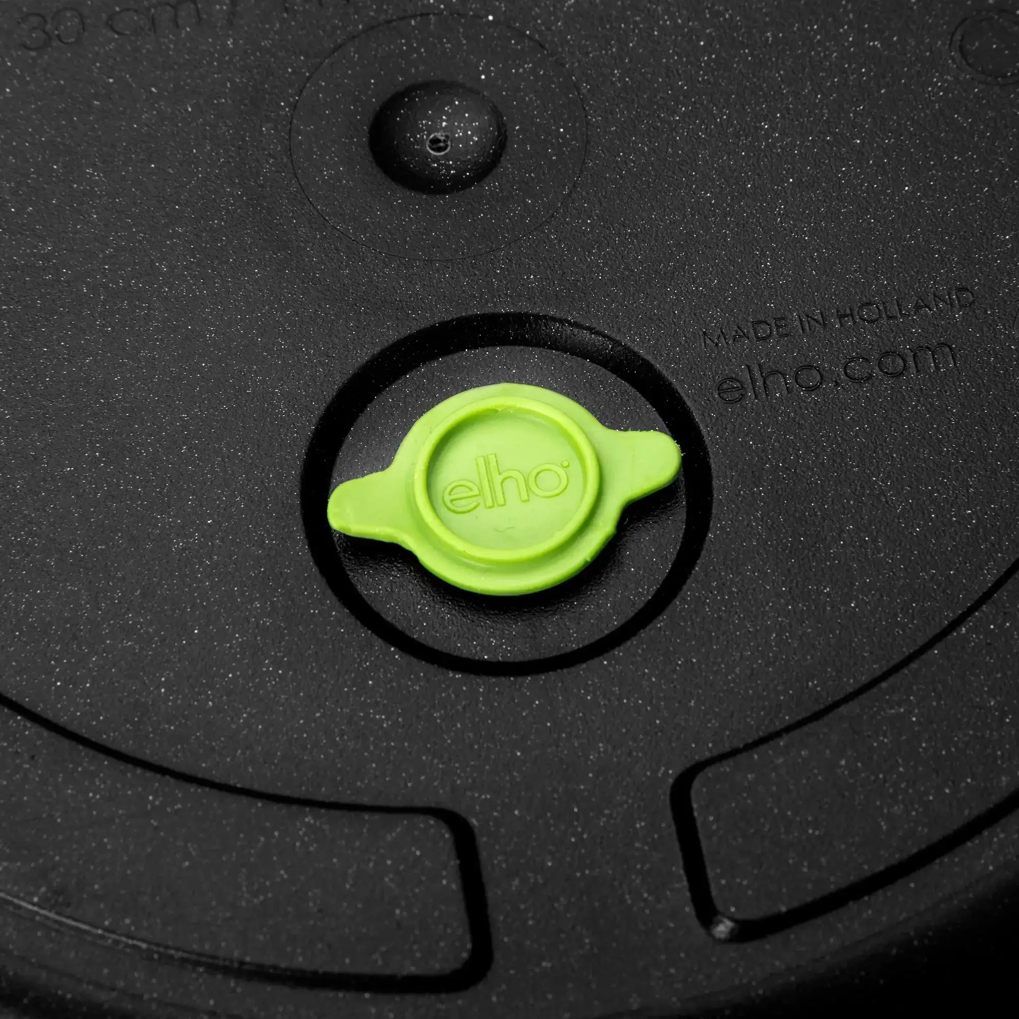 Elho Fuente Lily Round 47Cm (Black) - Image 5