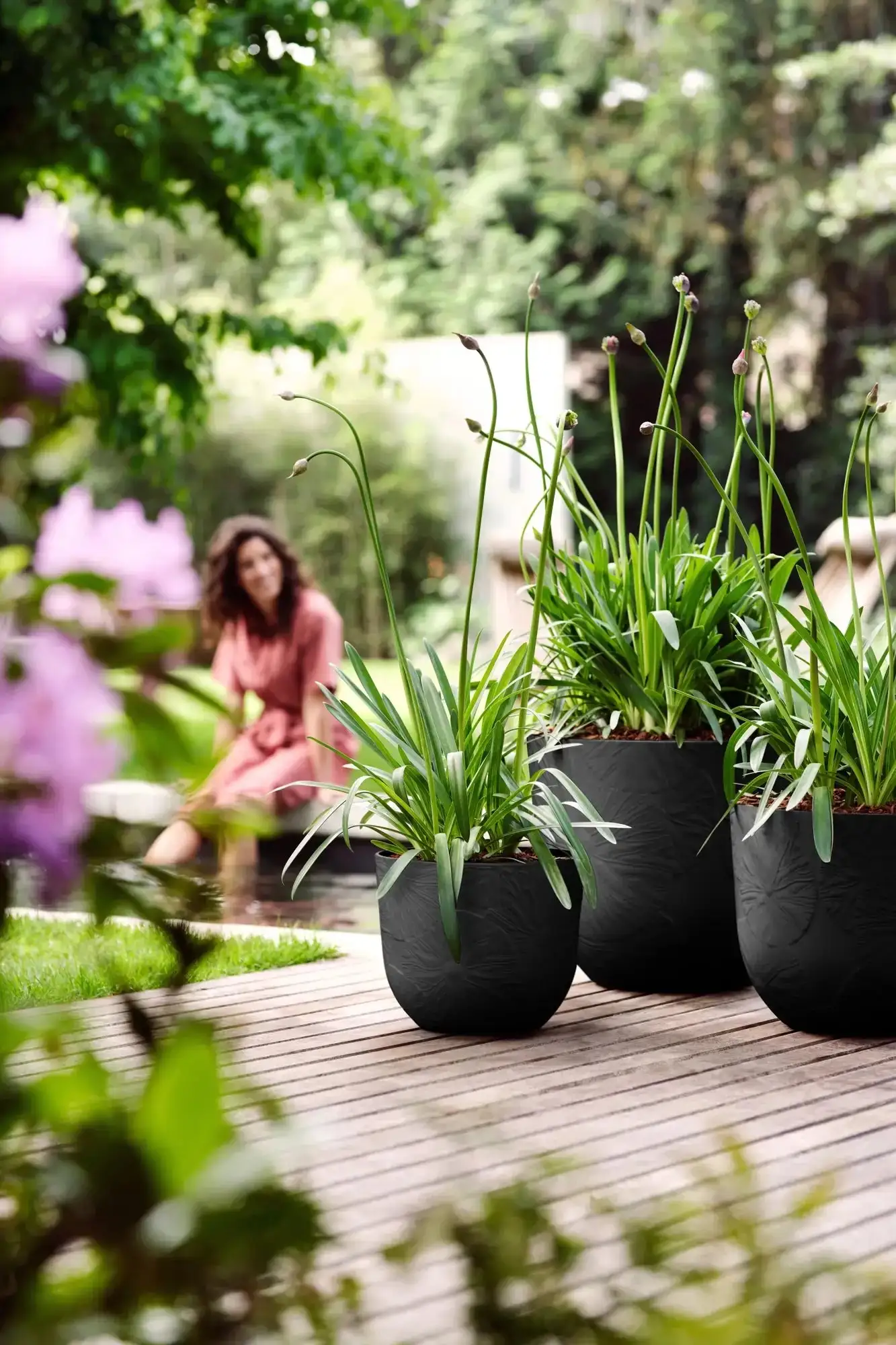 Elho Fuente Lily Round 47Cm (Black) - Image 8