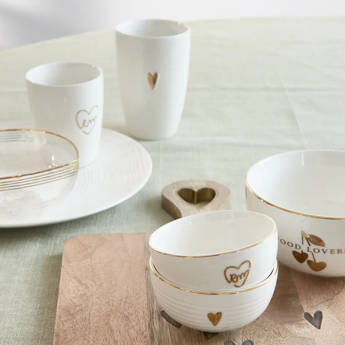 Riviera Maison Happy Hearts Chopping Board - Image 2