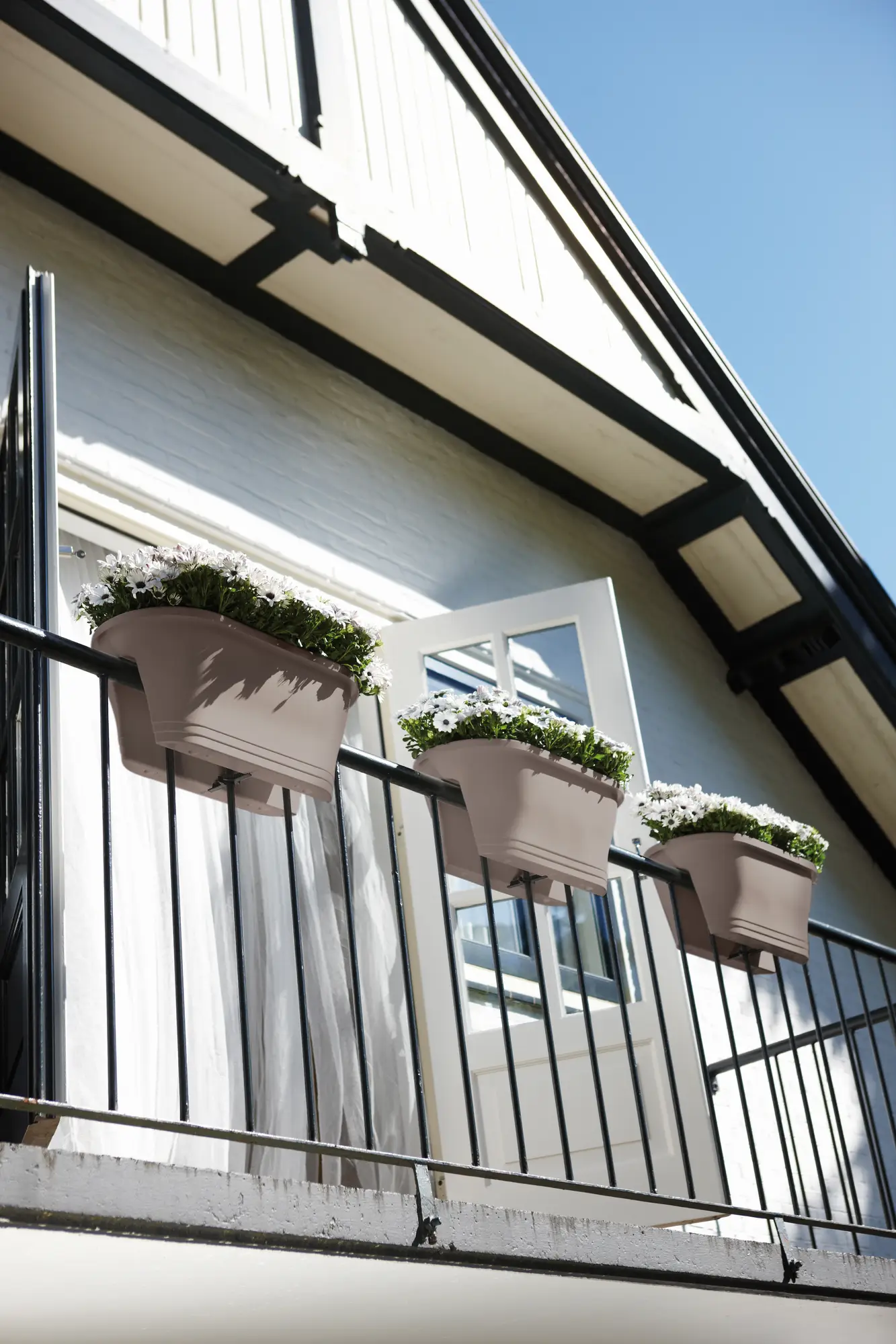 Elho Corsica Flower Bridge 60Cm (Taupe) - Image 4