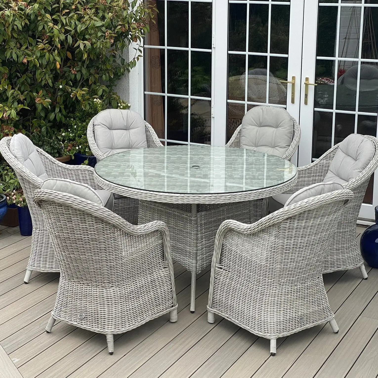 Sepino - 6 Seater Set With Round Table & Lazy Susan (Light Grey) - Image 4