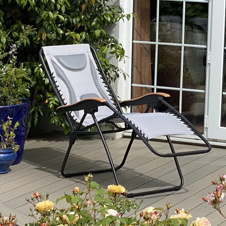 Light Grey Deluxe Zero Gravity Relaxer Chair - Image 3