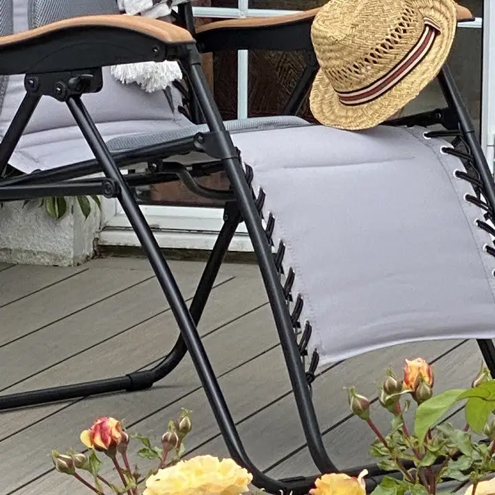 Light Grey Deluxe Zero Gravity Relaxer Chair - Image 5