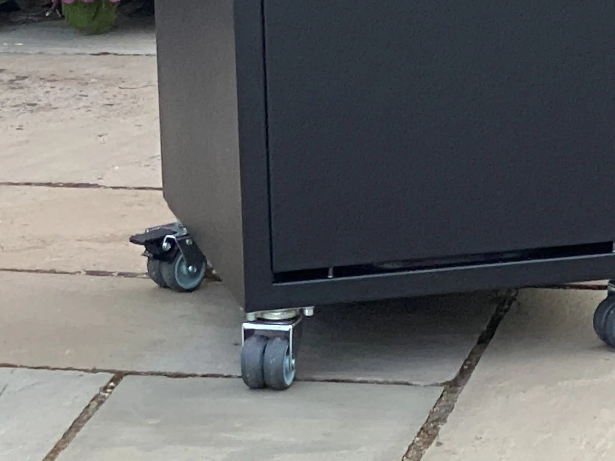 Muztag - Copenhagen Fire Column, 42x42x100cm (Black) - Image 3